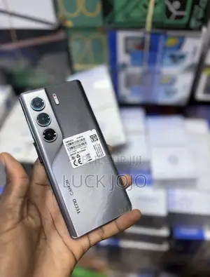 Photo - New Tecno Camon 40 Pro 256 GB Blue