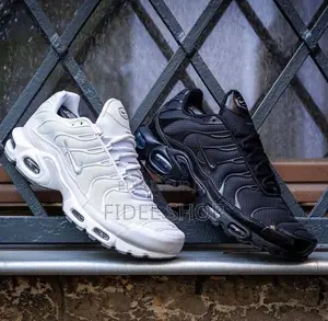 Nike Tn Full Black And White