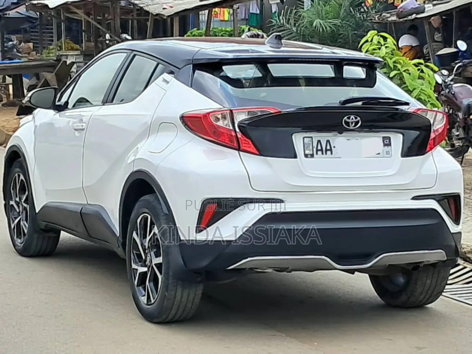Toyota C-HR 2020 Blanc cassé