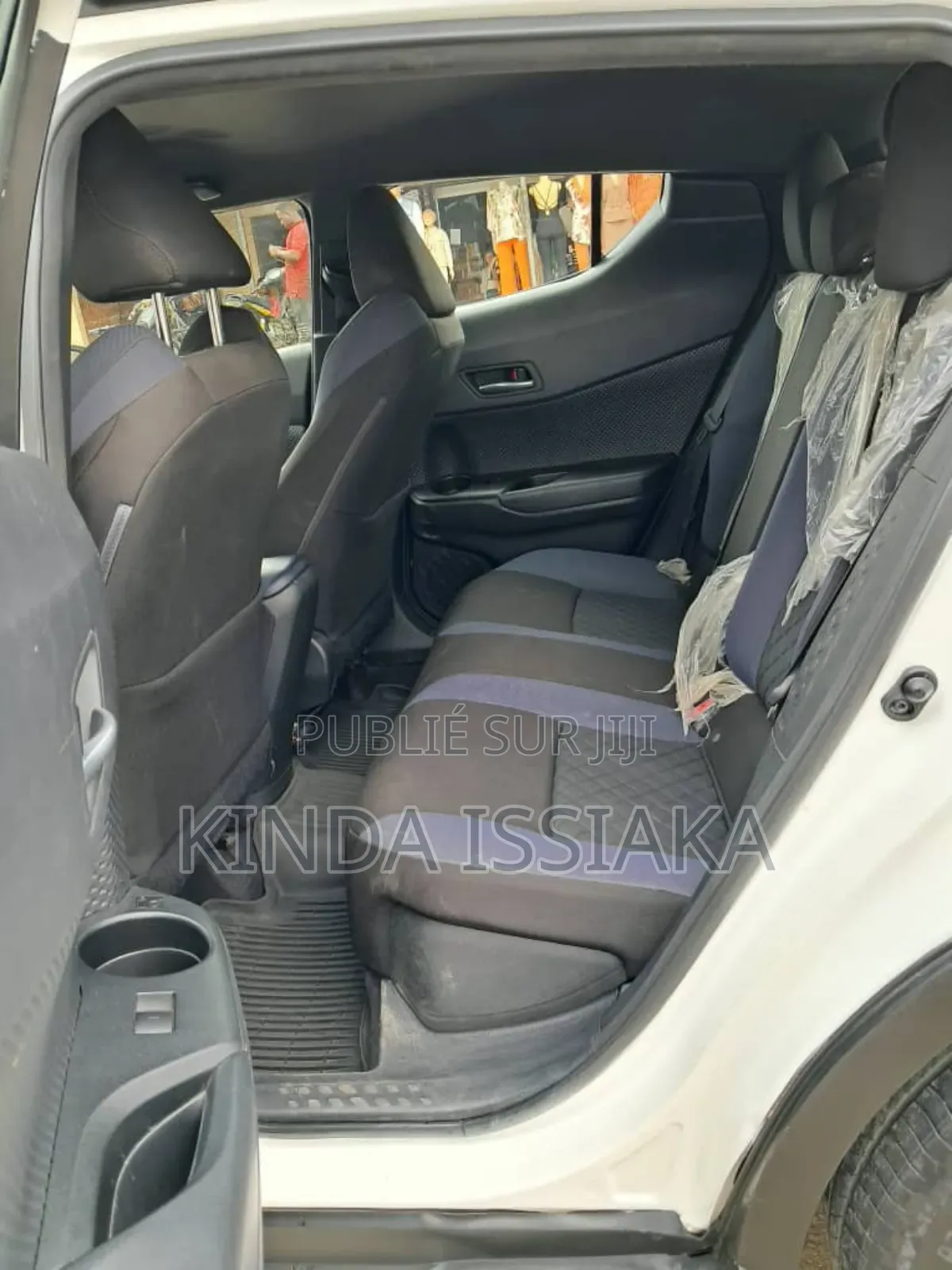 Toyota C-HR 2020 Blanc cassé