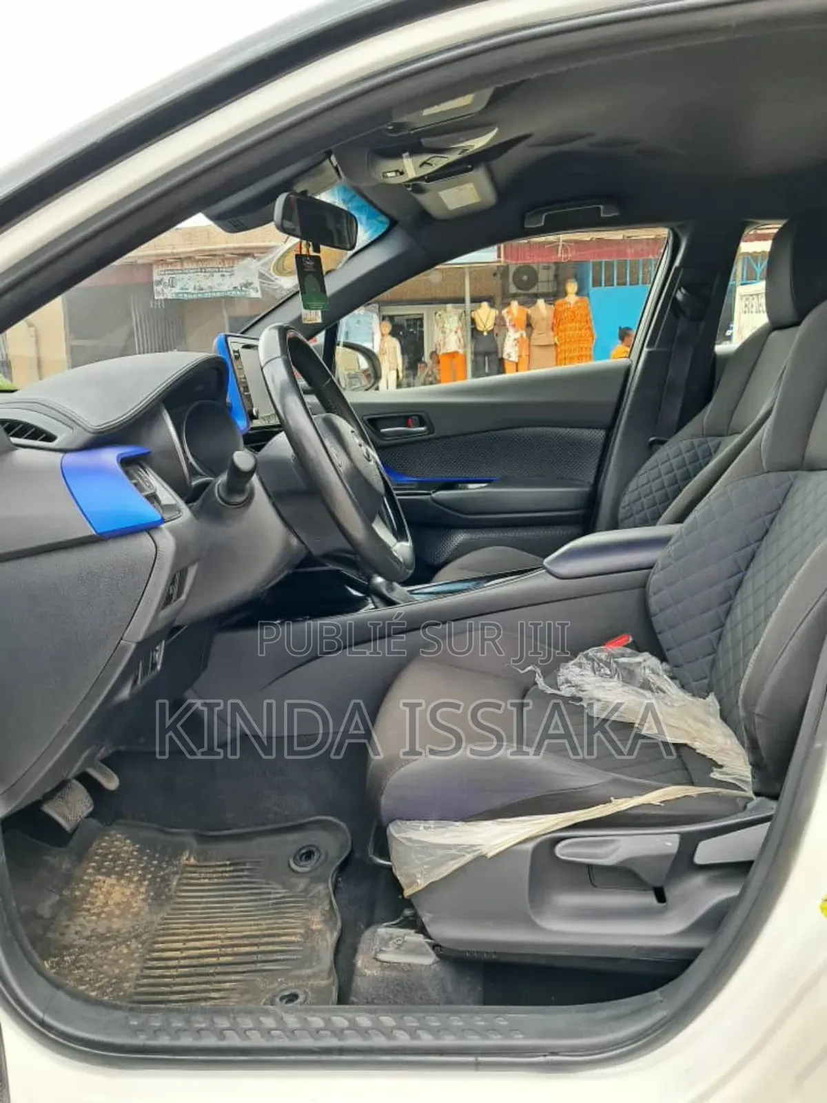 Toyota C-HR 2020 Blanc cassé