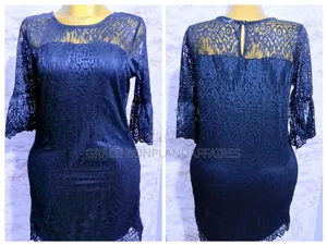 Photo - Robe Élégante Avec Dentelle. Solde :Tout À 1500fcfa