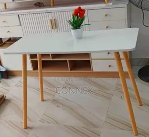 Photo - Table Moderne