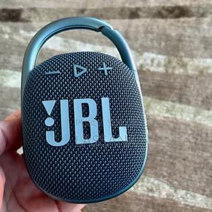 Photo - JBL Clip 4