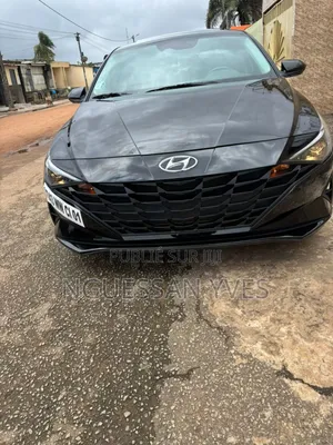 Hyundai Elantra 2023 Black