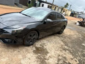 Hyundai Elantra 2023 Black