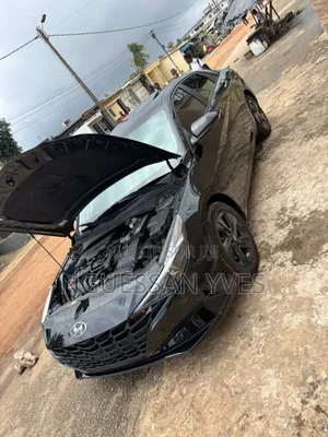 Hyundai Elantra 2023 Black