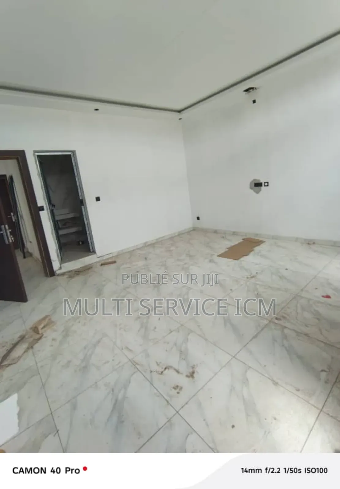 3chbre Blocs d'appartements dans Ismael Coulibaly, Cocody à Louer