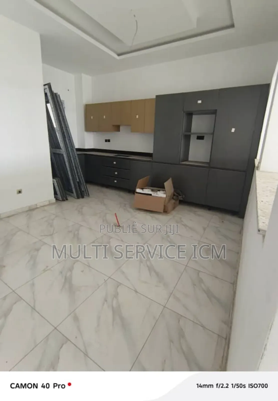 3chbre Blocs d'appartements dans Ismael Coulibaly, Cocody à Louer