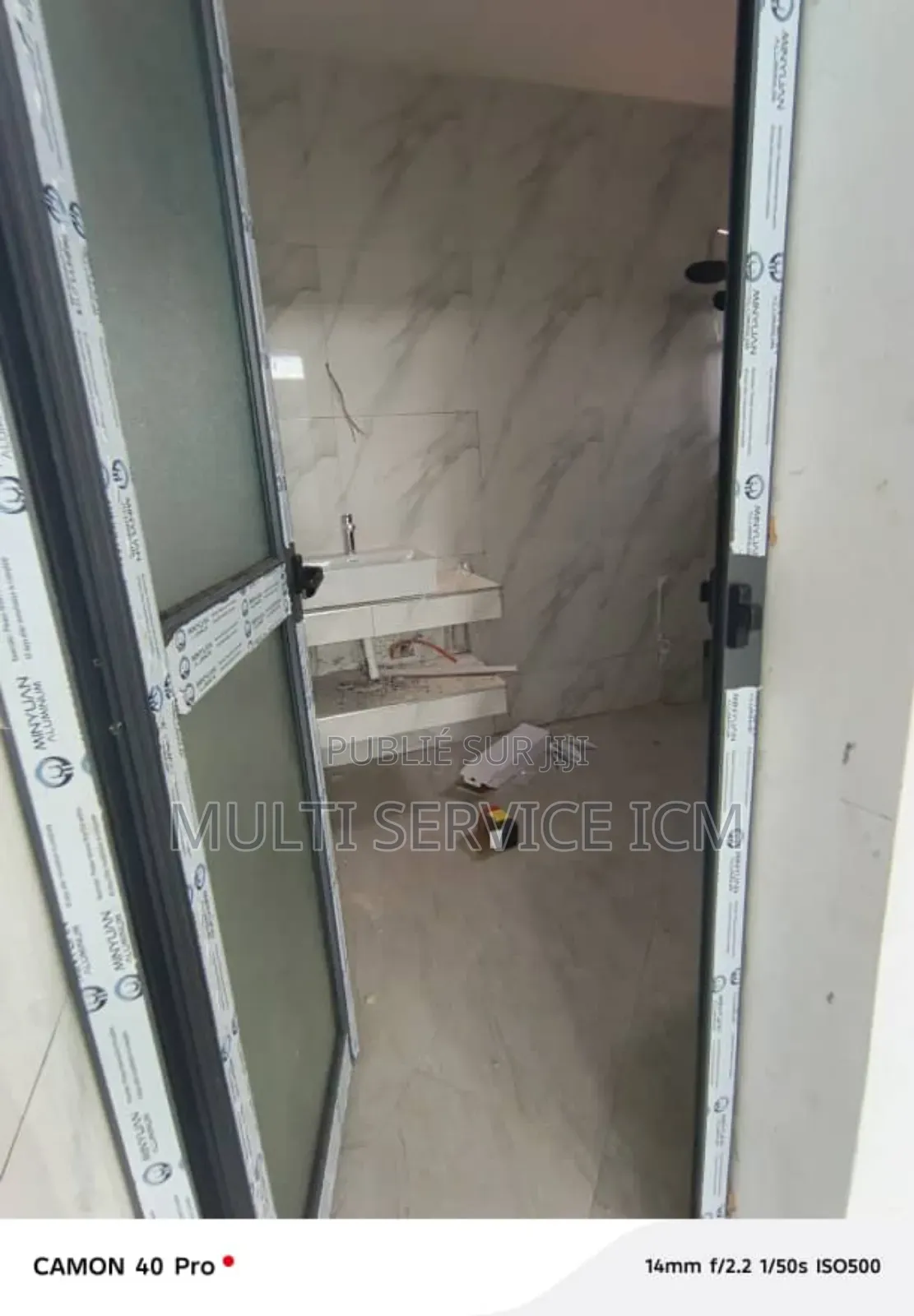 3chbre Blocs d'appartements dans Ismael Coulibaly, Cocody à Louer