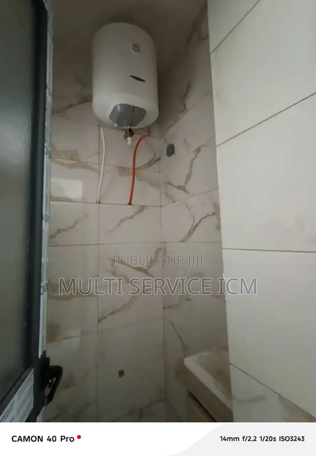 3chbre Blocs d'appartements dans Ismael Coulibaly, Cocody à Louer