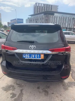Toyota Fortuner 2020 Black