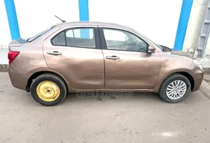 Suzuki Dzire 2024 Marron