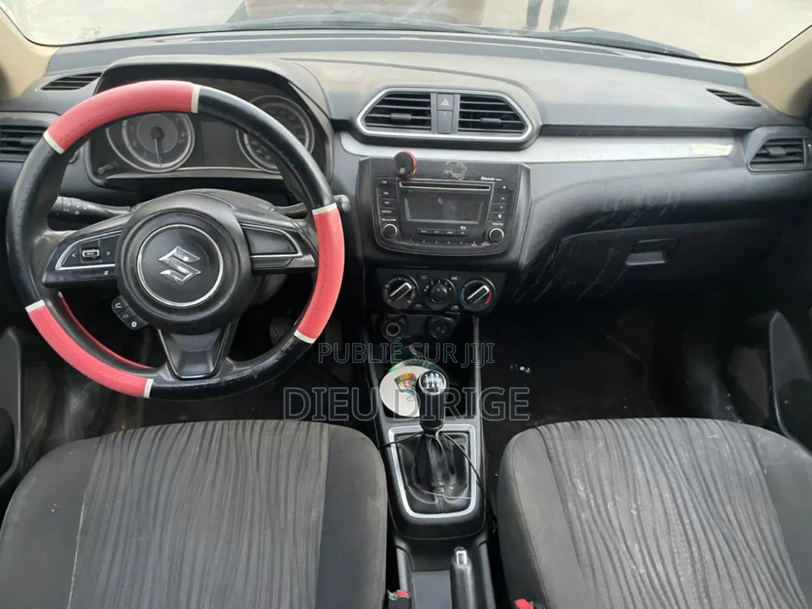 Suzuki Dzire 2024 Marron