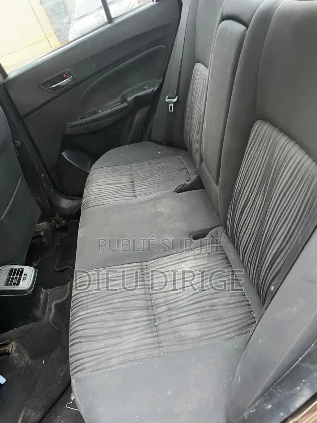 Suzuki Dzire 2024 Marron