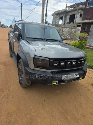 Photo - Jetour T2 1.5 Hybrid AWD 2025 Vert