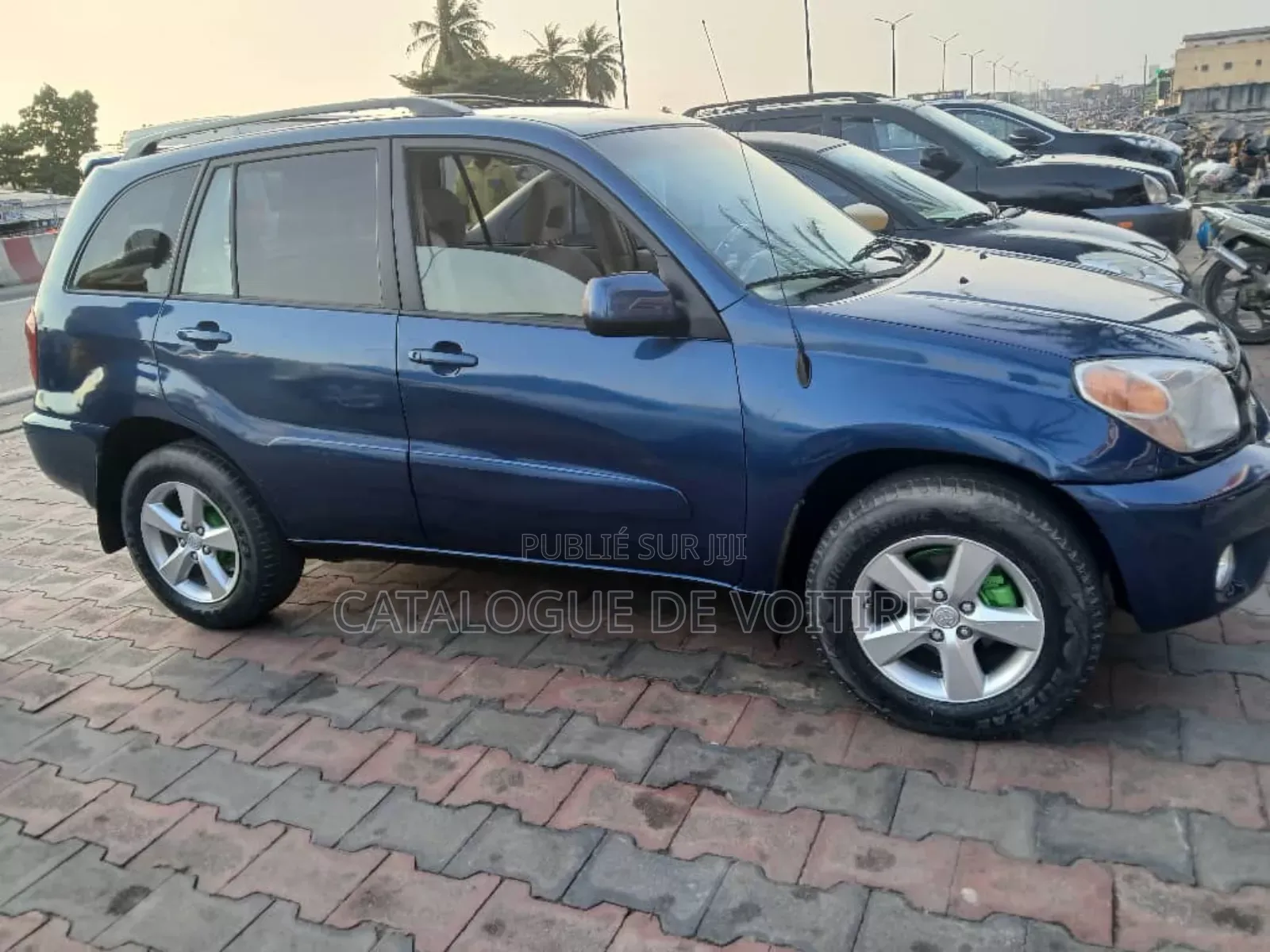 Toyota RAV4 2005 Blue