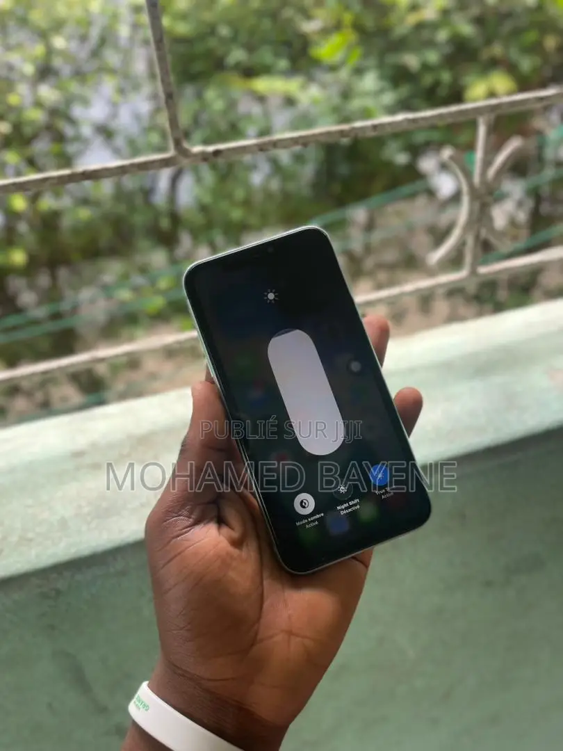 Apple iPhone 11 64 GB Vert