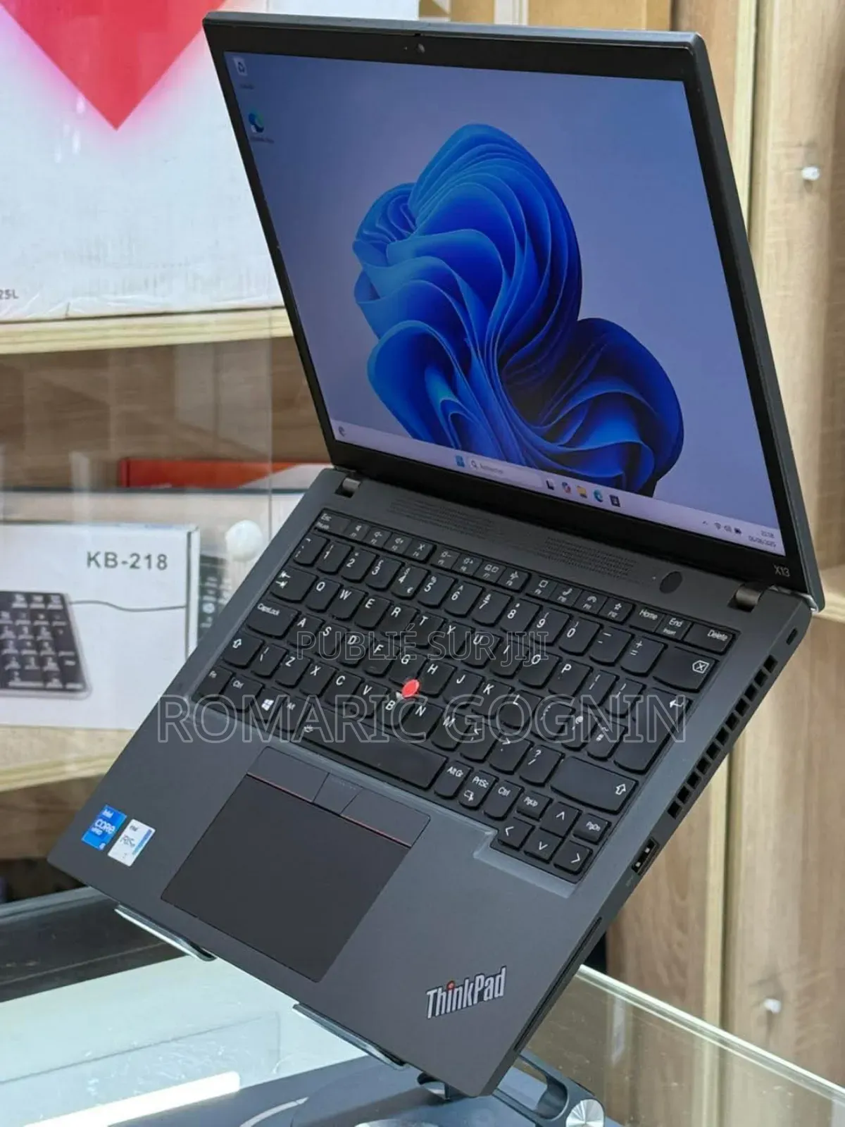 New Lenovo Thinkpad X13 Yoga 8GB Intel Core I5 SSD 256GB