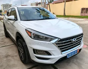 Photo - Hyundai Tucson Limited AWD 2018 Blanc
