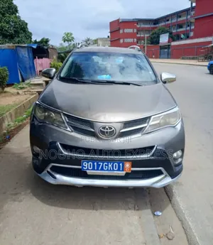 Toyota RAV4 2015