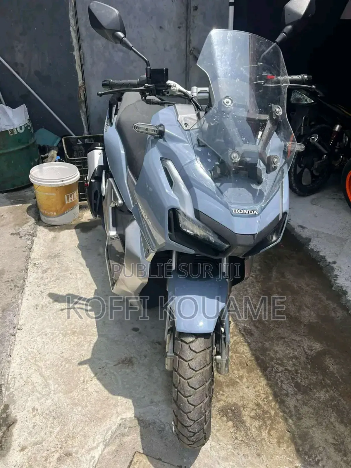 Neuf Motorcycle 2025