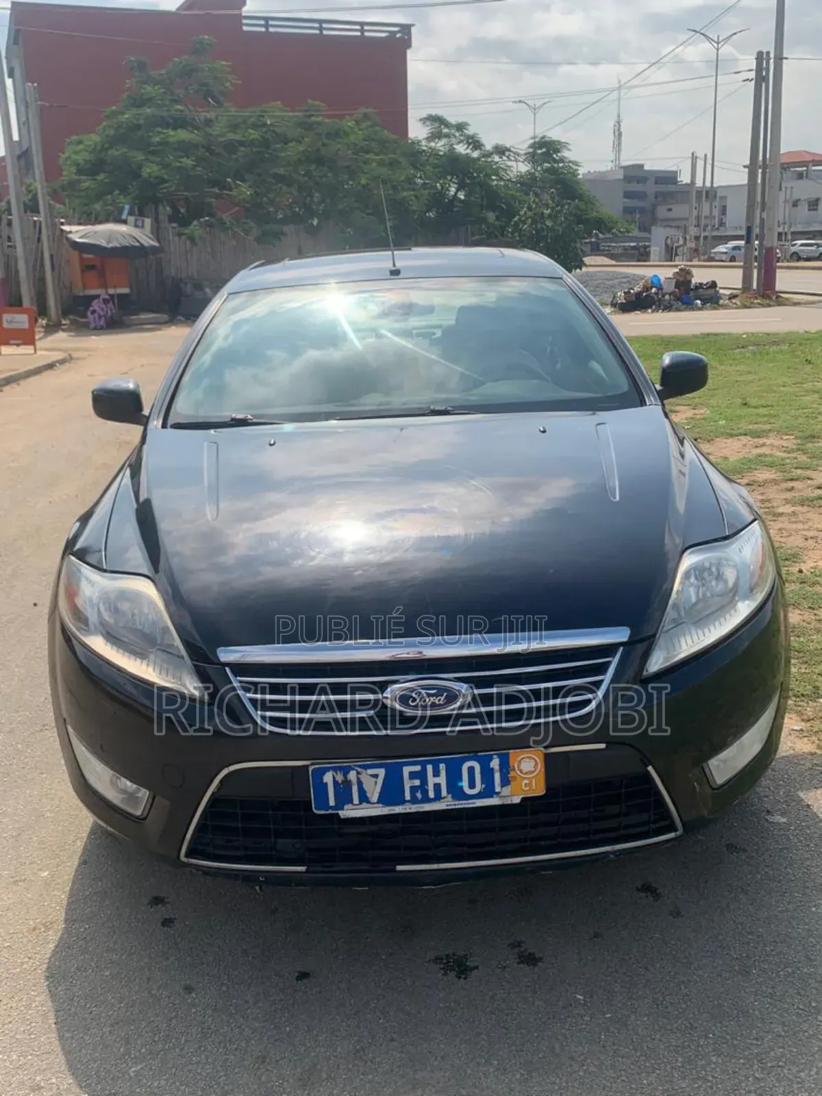 Ford Mondeo 2.0 Ambiente Automatic 2010 Black