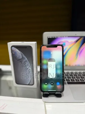 Apple iPhone XR 64 GB Black