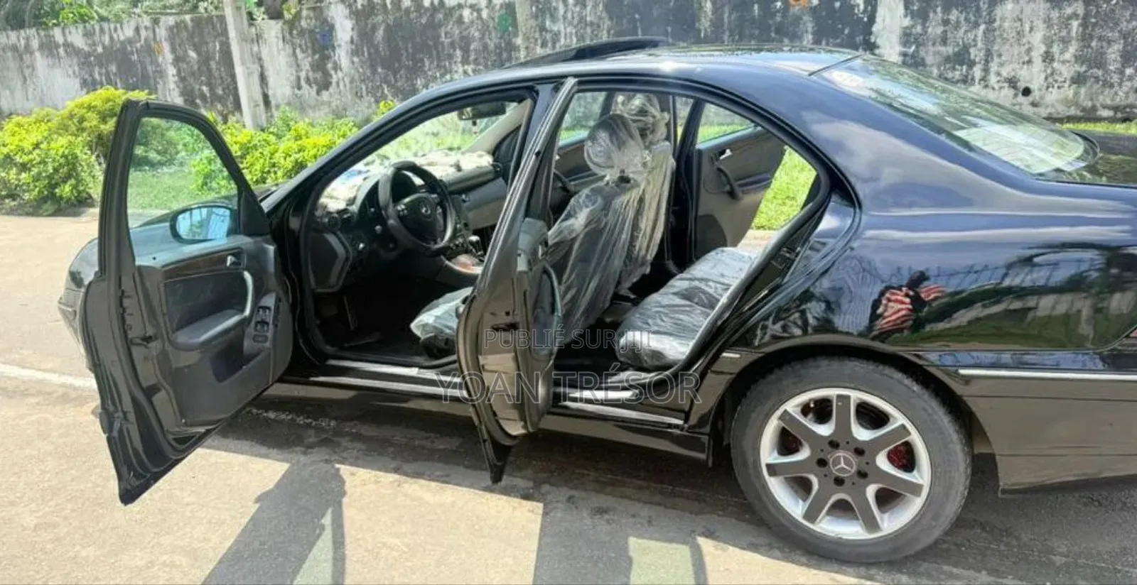 Mercedes-Benz C200 2005 Black