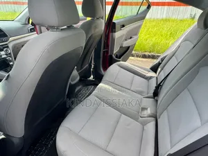 Hyundai Elantra 2020 Rouge