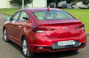 Hyundai Elantra 2020 Rouge