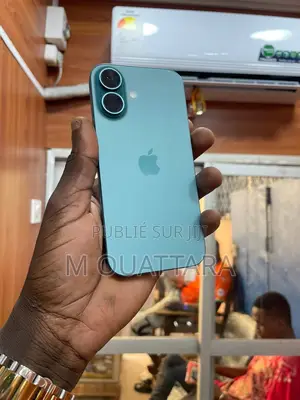 Photo - New Apple iPhone 16 128 GB