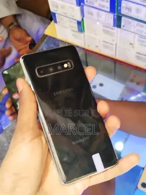 Photo - Samsung Galaxy S10 Plus 128 GB