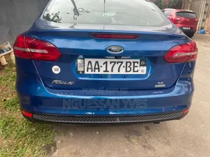 Photo - Ford Focus 2019 Blue