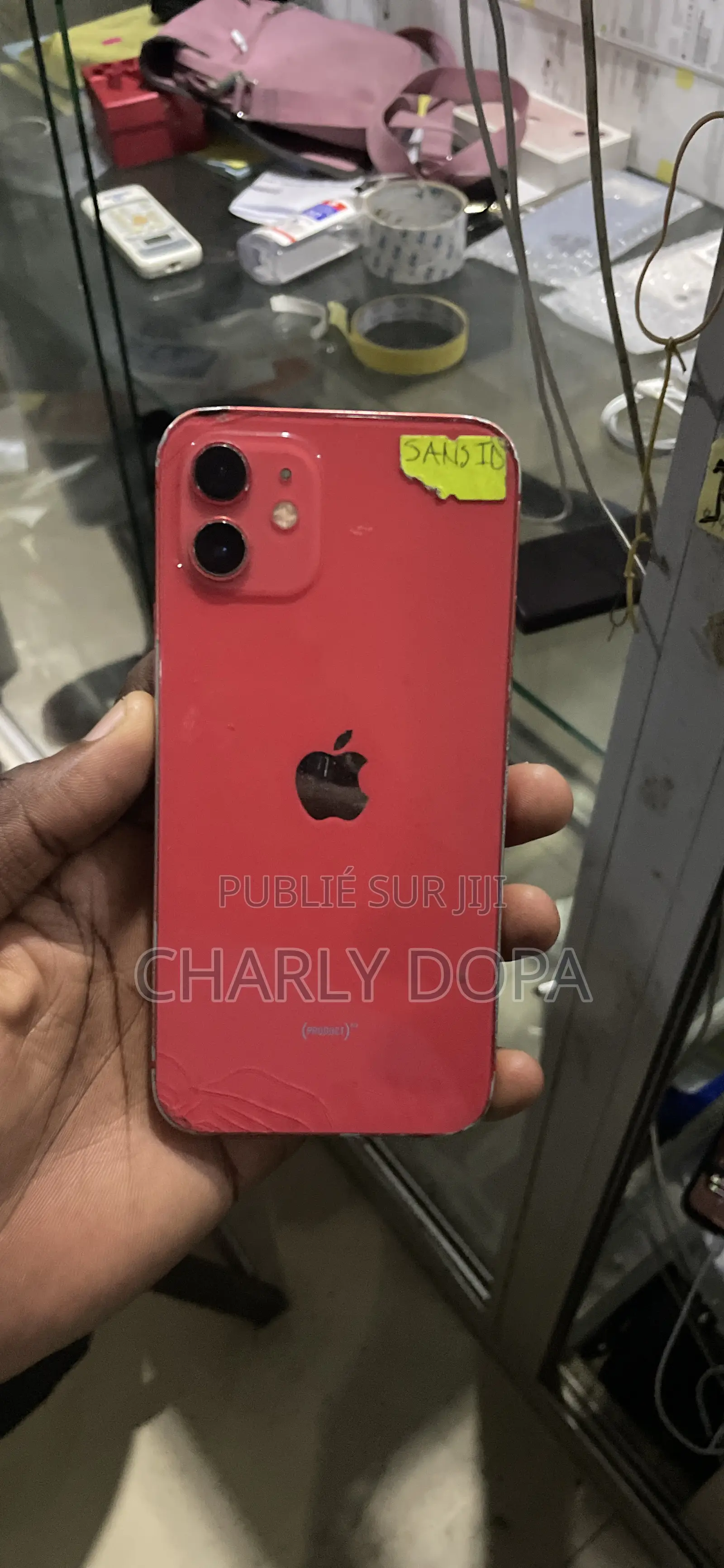 Apple iPhone 12 64 GB Rouge