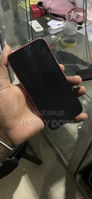 Apple iPhone 12 64 GB Rouge