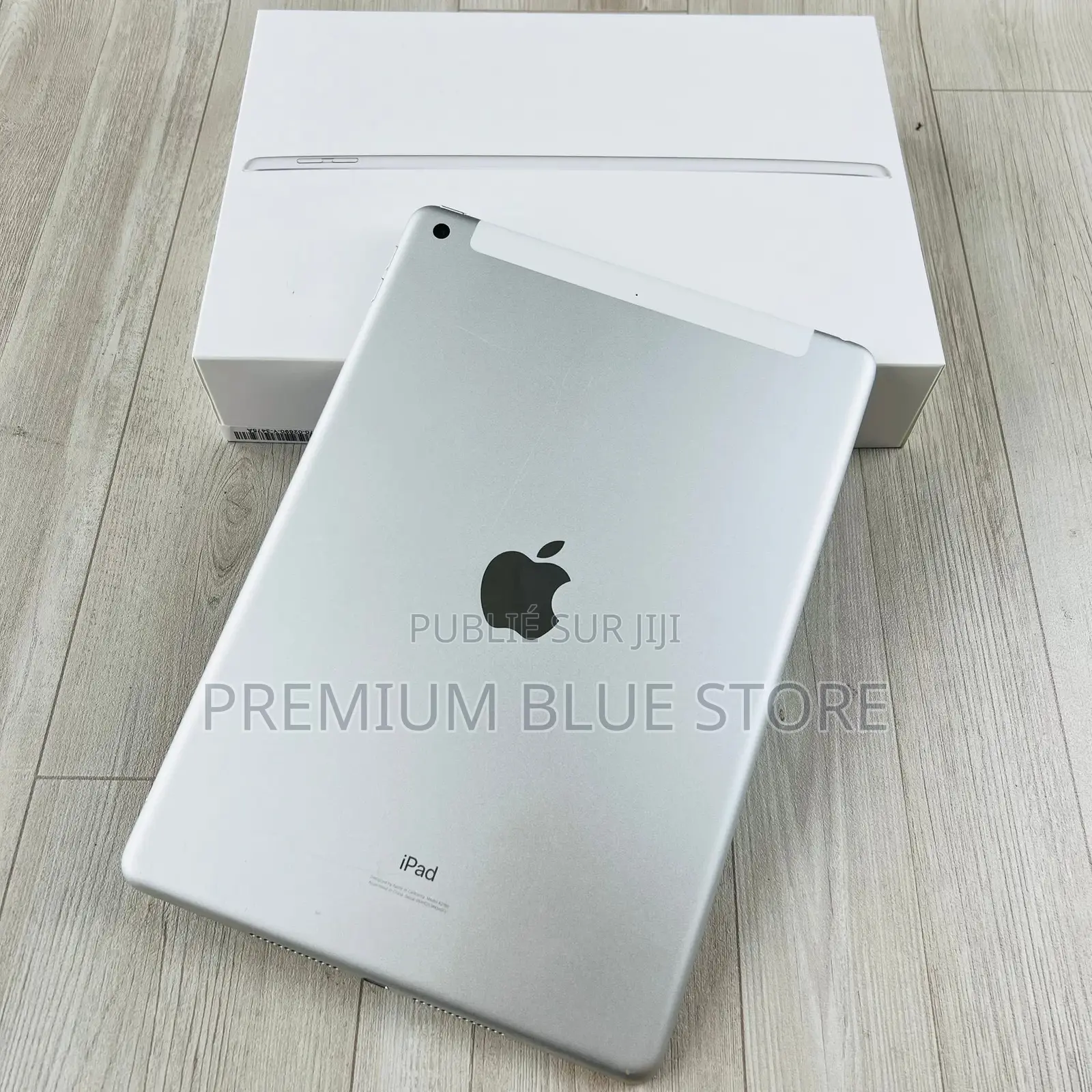 Neuf Apple iPad 9.7 256 GO