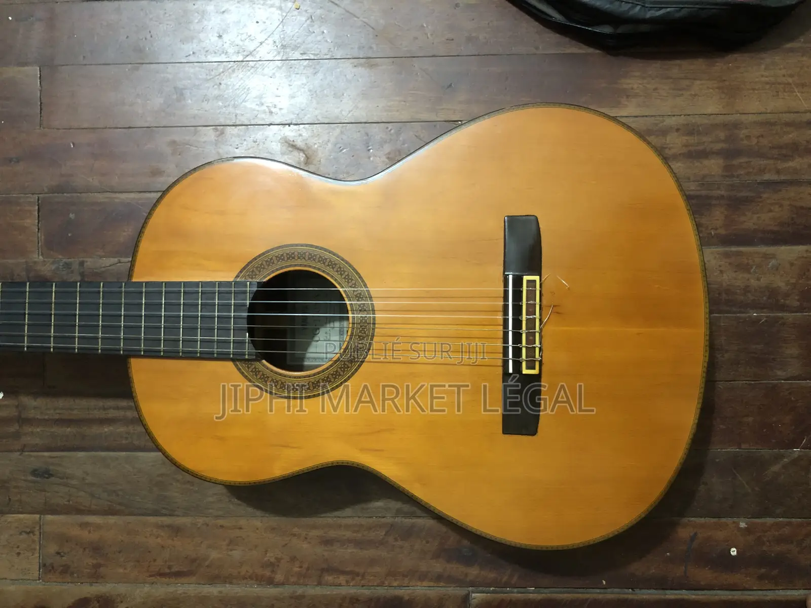 Guitare Acoustique Et Classique