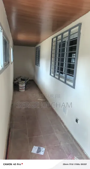 05pieces 250milles Villa Basse À Bingerville