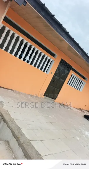 Photo - Villa 04pieces 170milles Disponible À Bingerville