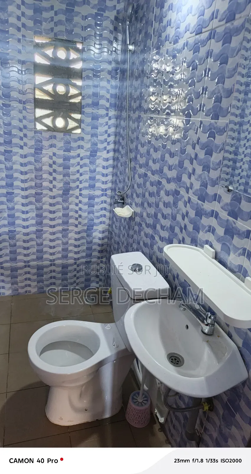 02pieces 75milles Disponible À Bingerville