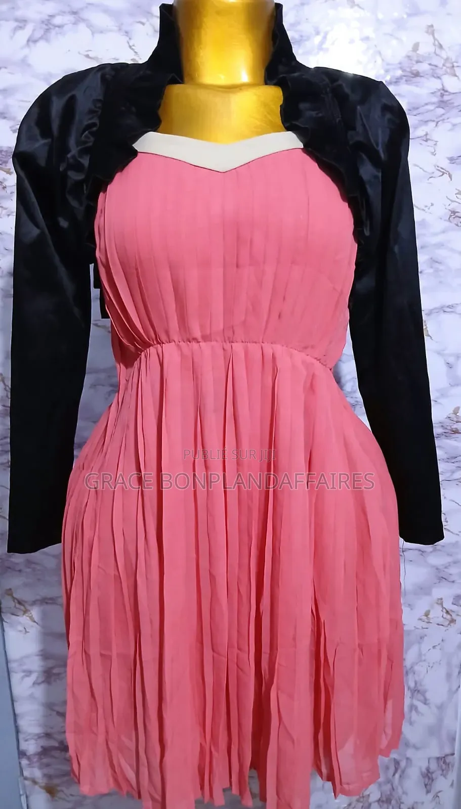 Vetements Élégants. Solde :Tout À 1500fcfa