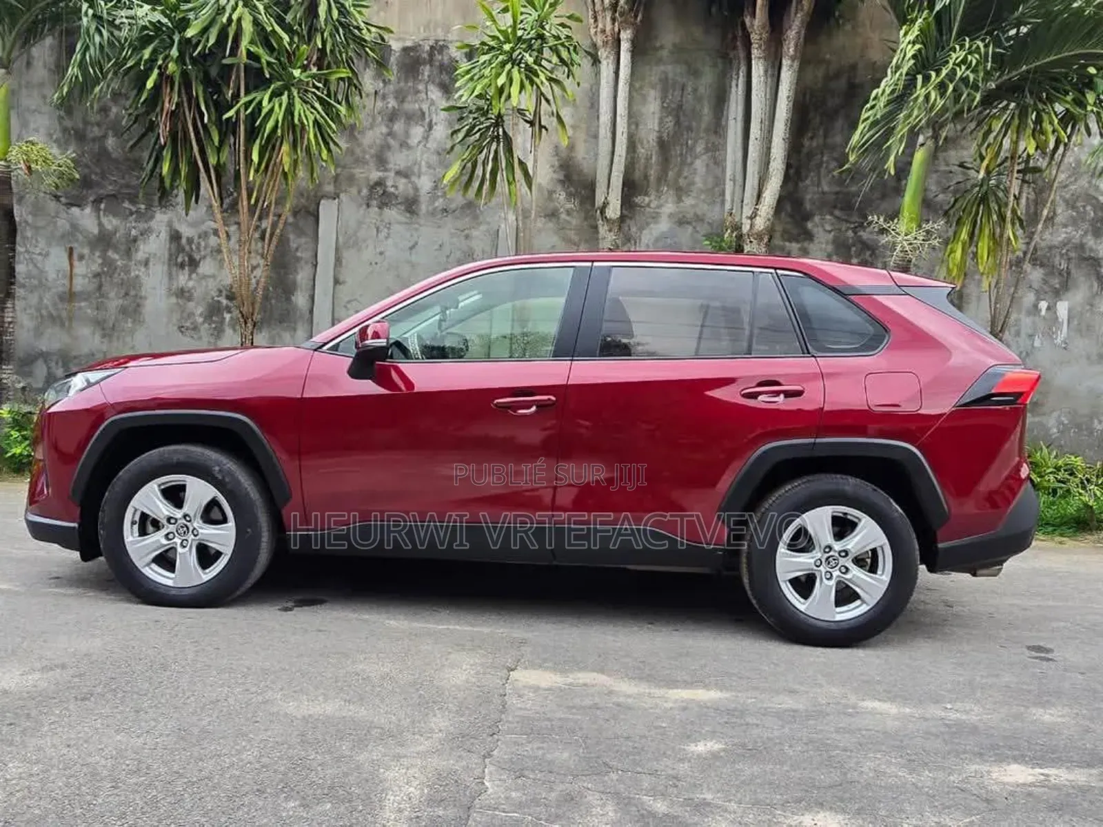Toyota RAV4 Limited FWD 2020 Rouge