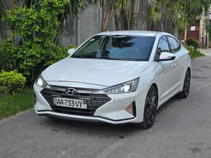 Hyundai Avante 2019 Blanc