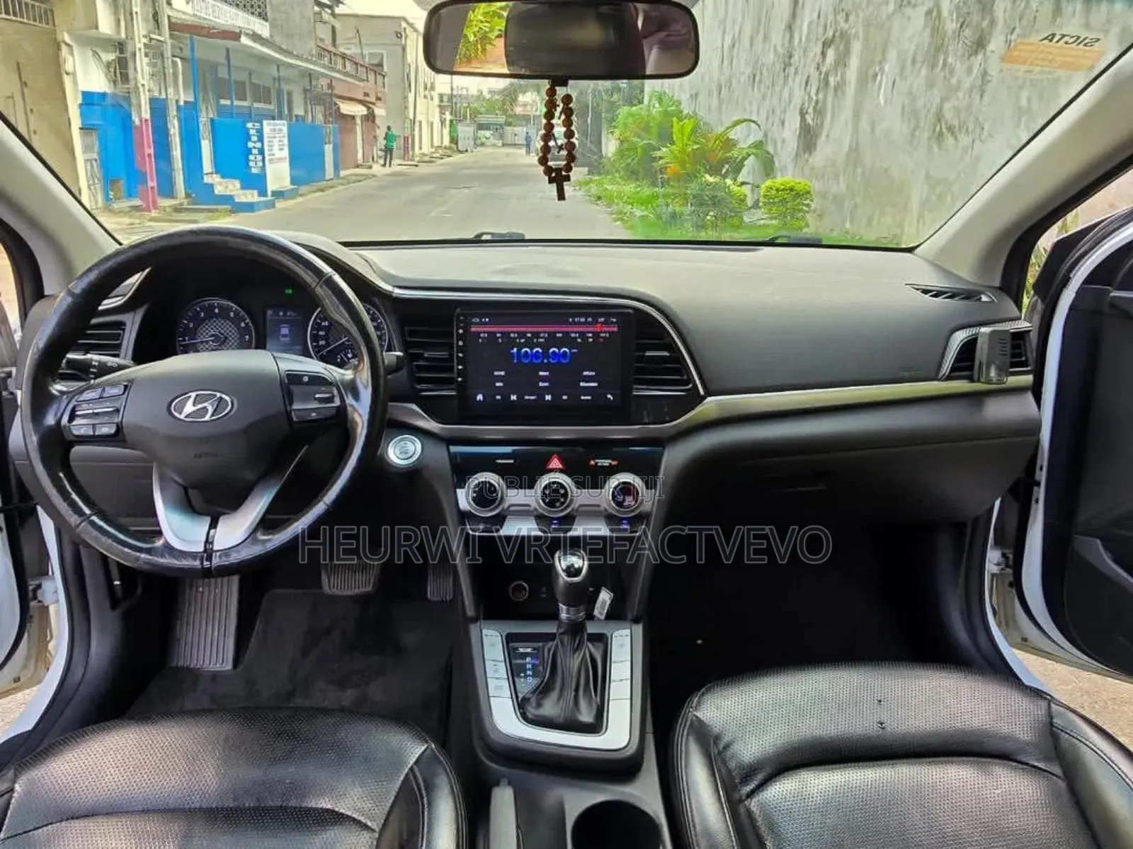 Hyundai Avante 2019 Blanc