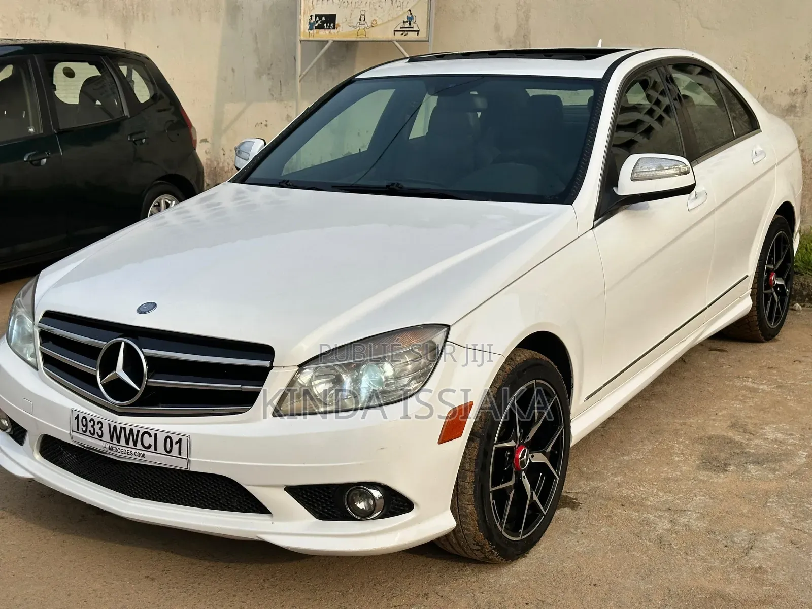 Mercedes-Benz C300 2010 Blanc cassé