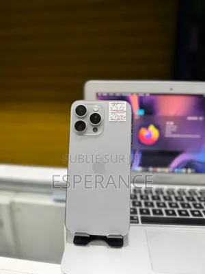 Photo - Apple iPhone 15 Pro Max 256 GB Blanc