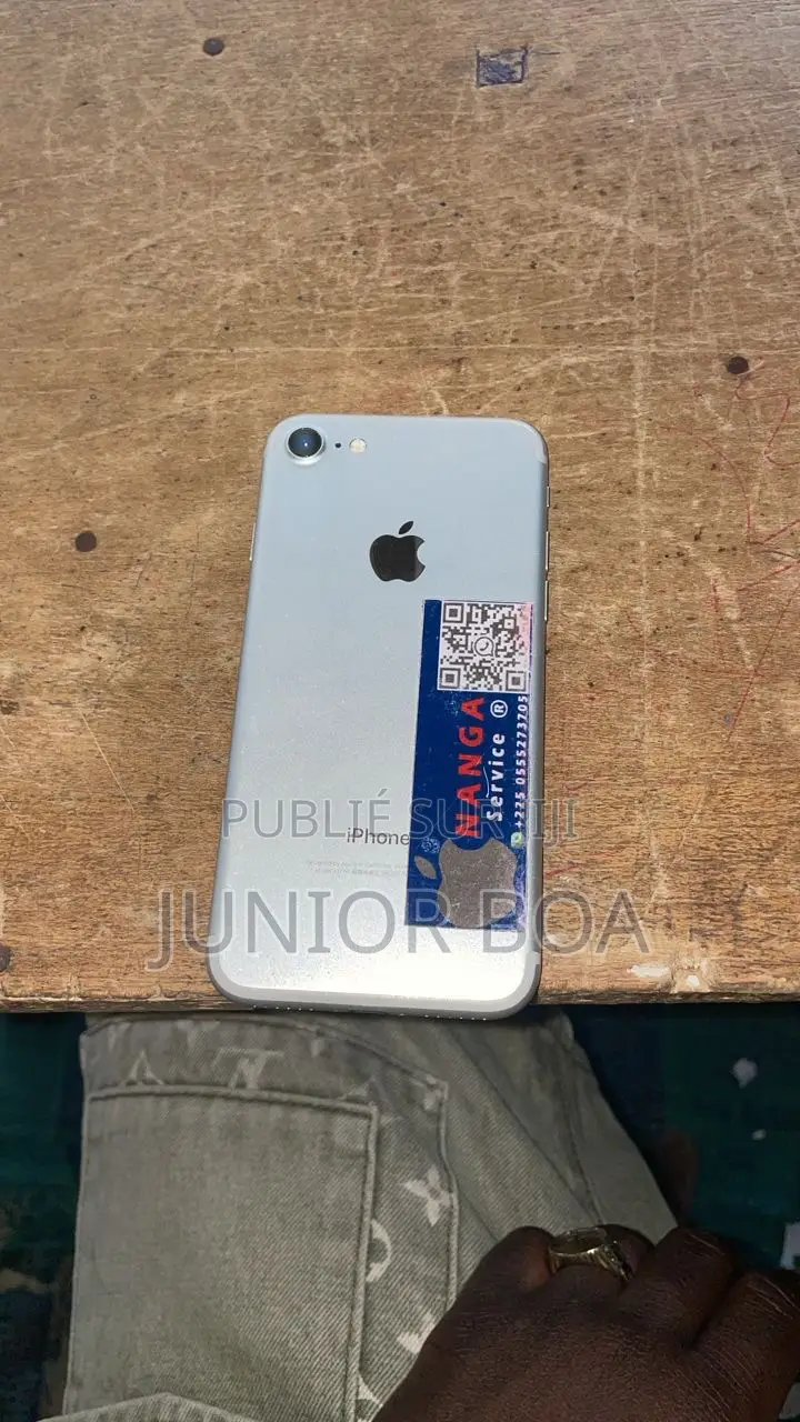 New Apple iPhone 7 32 GB Blanc