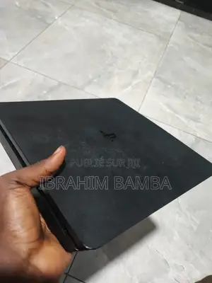 Photo - Hanif at Store