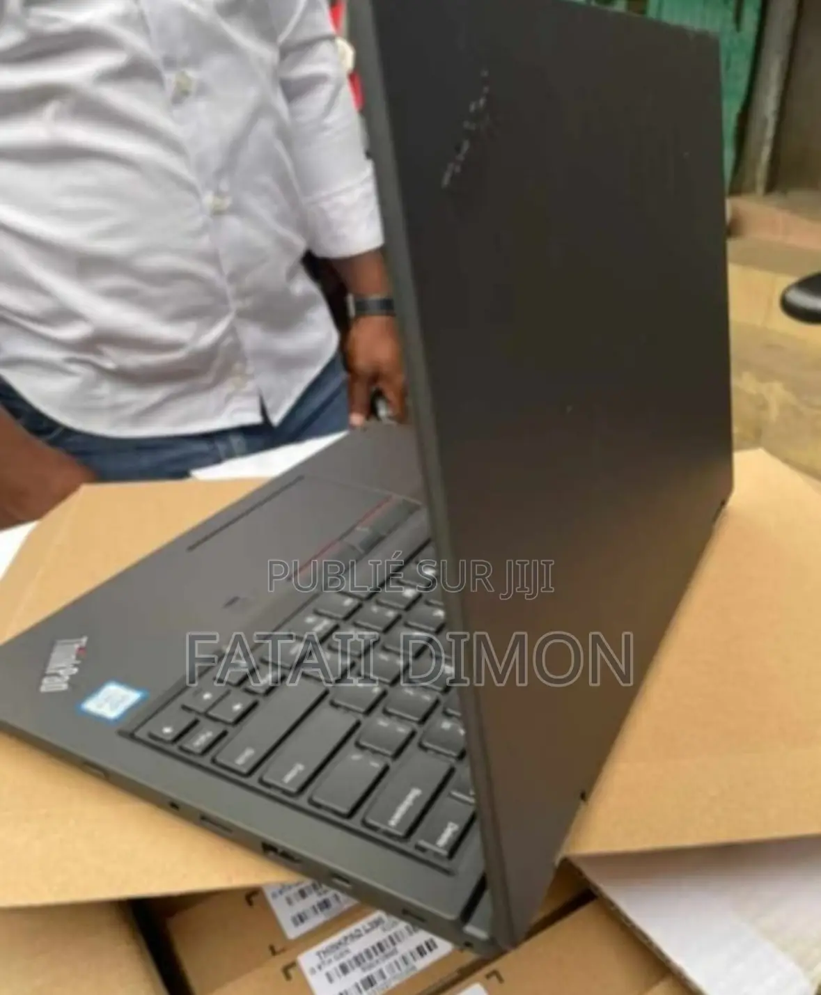 New Lenovo ThinkPad Yoga 8GB Intel Core I5 SSD 256GB